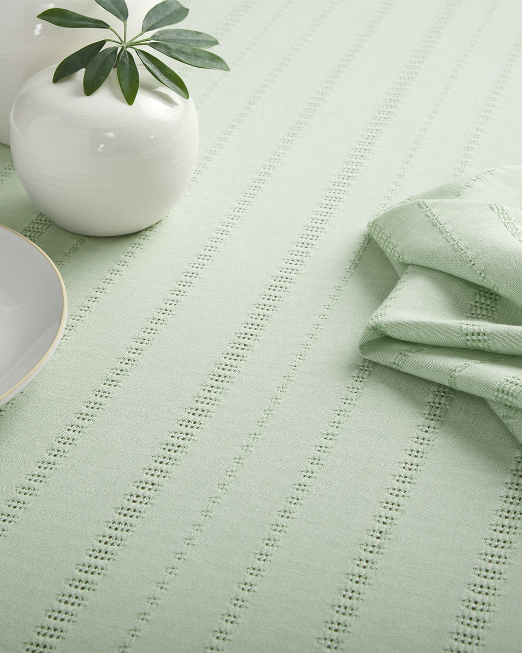 Woven Tablecloth in Sage Green